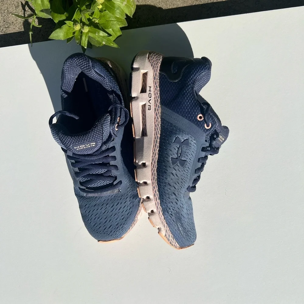 Under Armour Navy Running Shoes with Bluetooth
